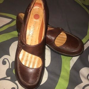 Clarks Shoes
